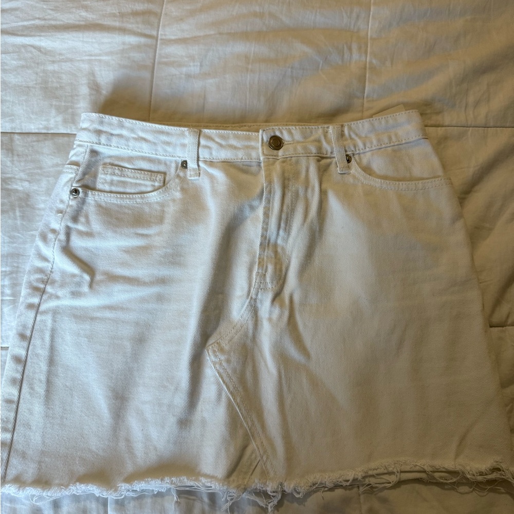 Forever 21 White Mini Skirt